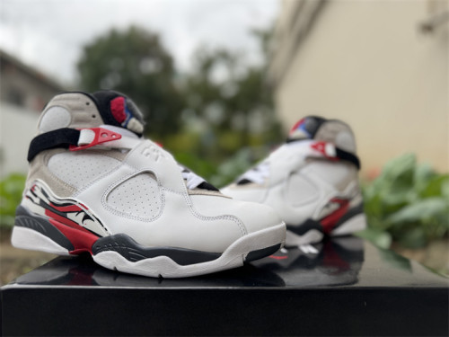 Authentic Jordan 8 Retro Bugs Bunny 2025