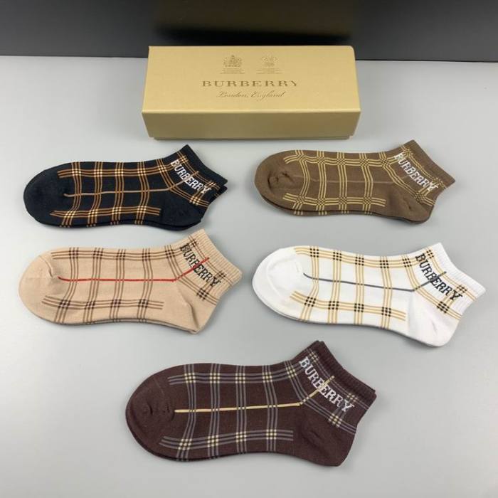 Burberrys Socks-010