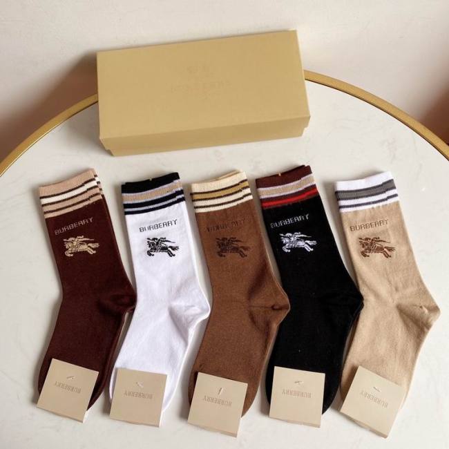 Burberrys Socks-014