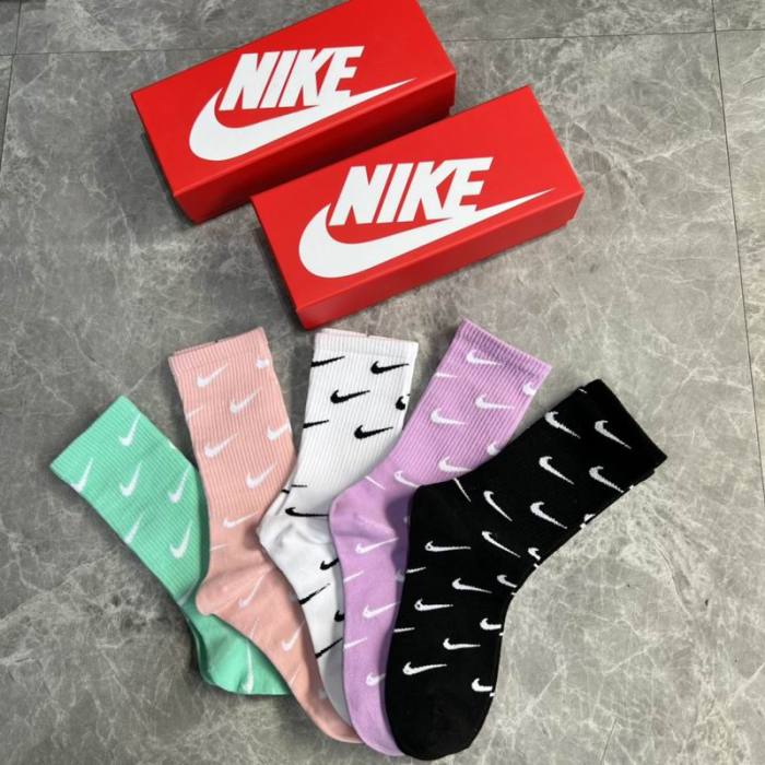 Nike Socks-037