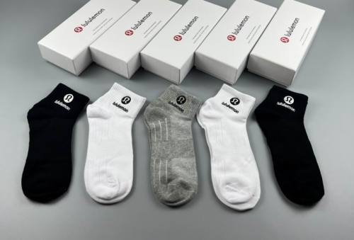 Luluemon Socks-014