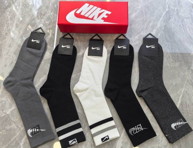 Nike Socks-102