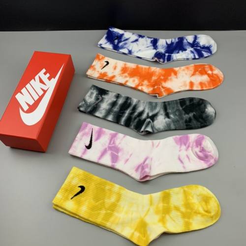 Nike Socks-011