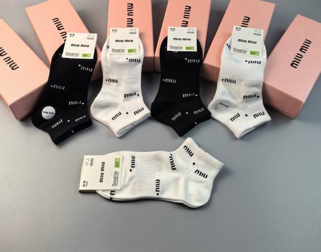 Miumiu Socks-043
