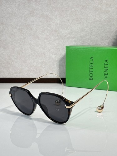 Bottega Veneta Sunglasses AAAA-611