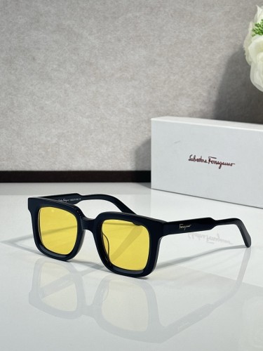 Ferragamo Sunglasses AAAA-1112