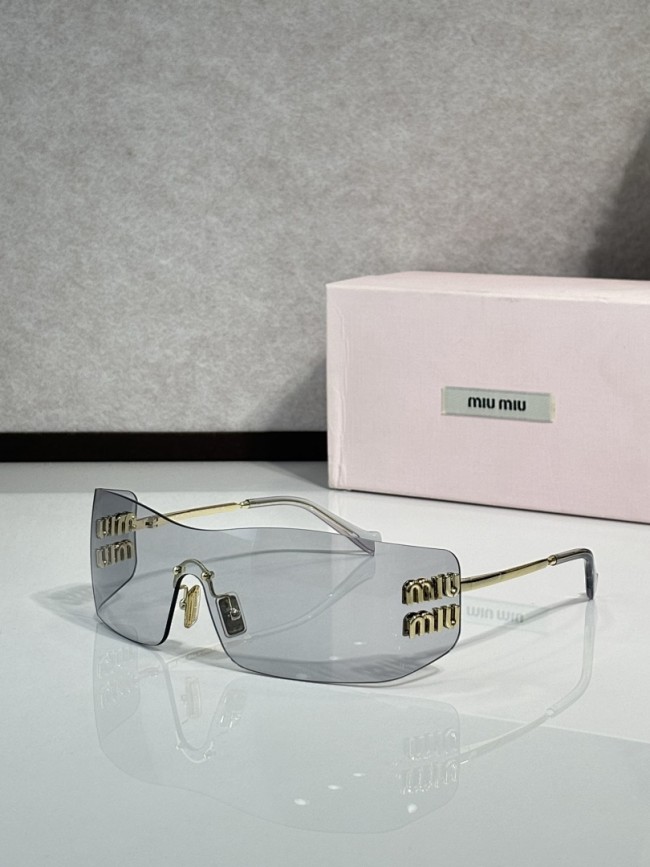 Miu Miu Sunglasses AAAA-2572