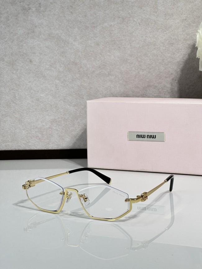Miu Miu Sunglasses AAAA-2747