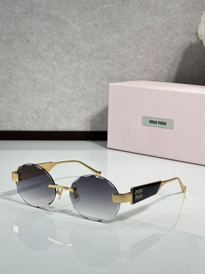 Miu Miu Sunglasses AAAA-3080