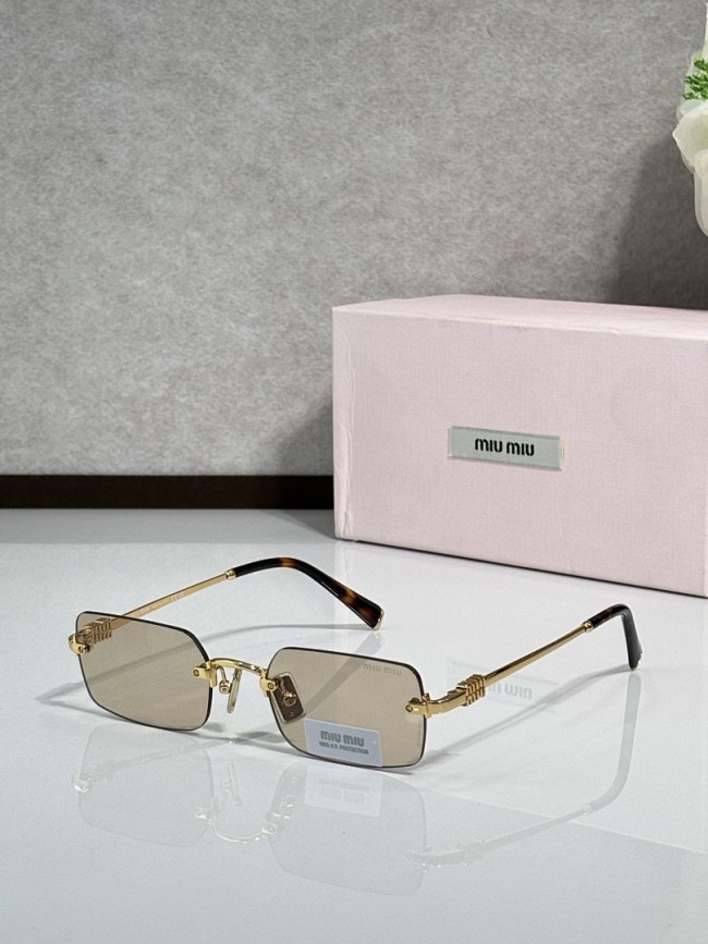 Miu Miu Sunglasses AAAA-3079