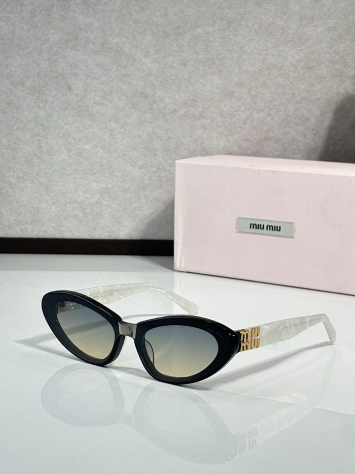 Miu Miu Sunglasses AAAA-2468
