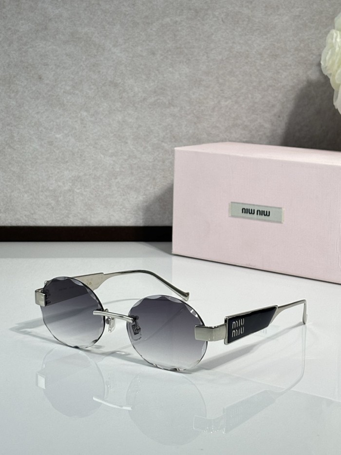 Miu Miu Sunglasses AAAA-3084