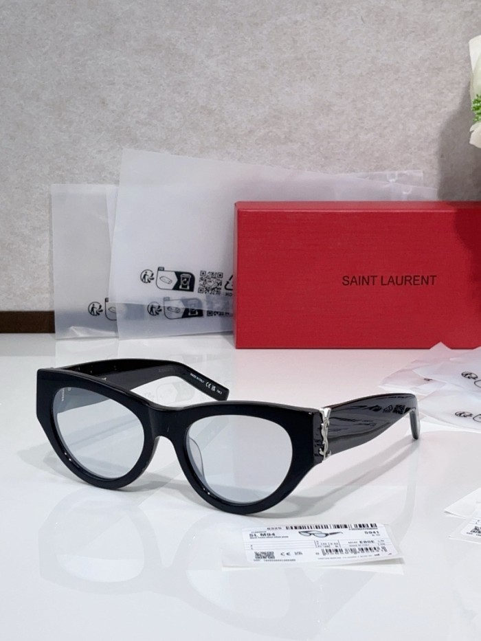 YL  Sunglasses AAAA-1581