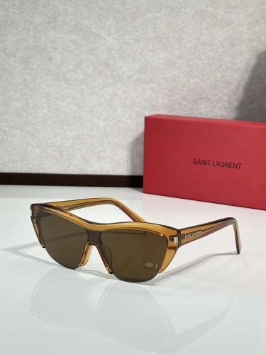 YL  Sunglasses AAAA-1552