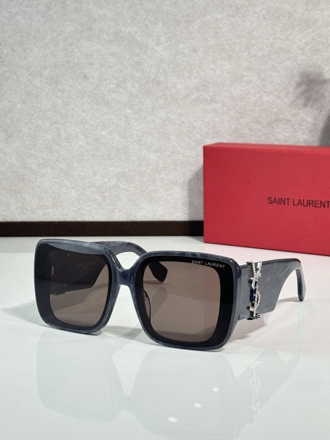 YL  Sunglasses AAAA-1673