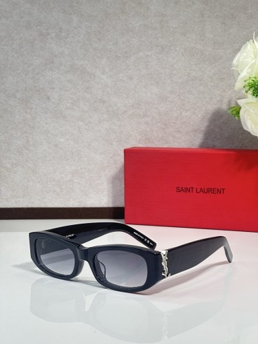 YL  Sunglasses AAAA-1712