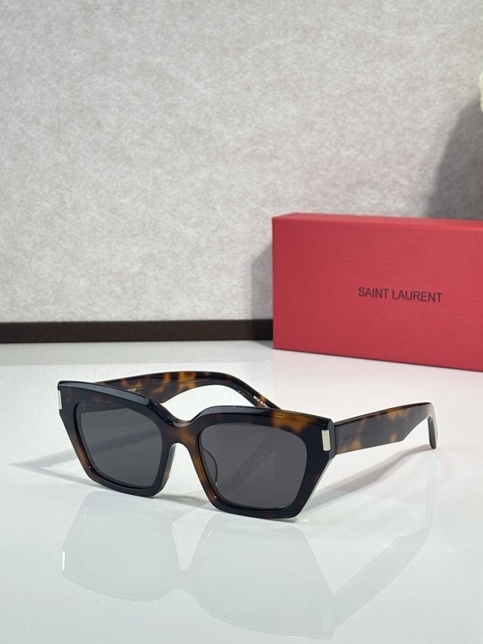 YL  Sunglasses AAAA-1627