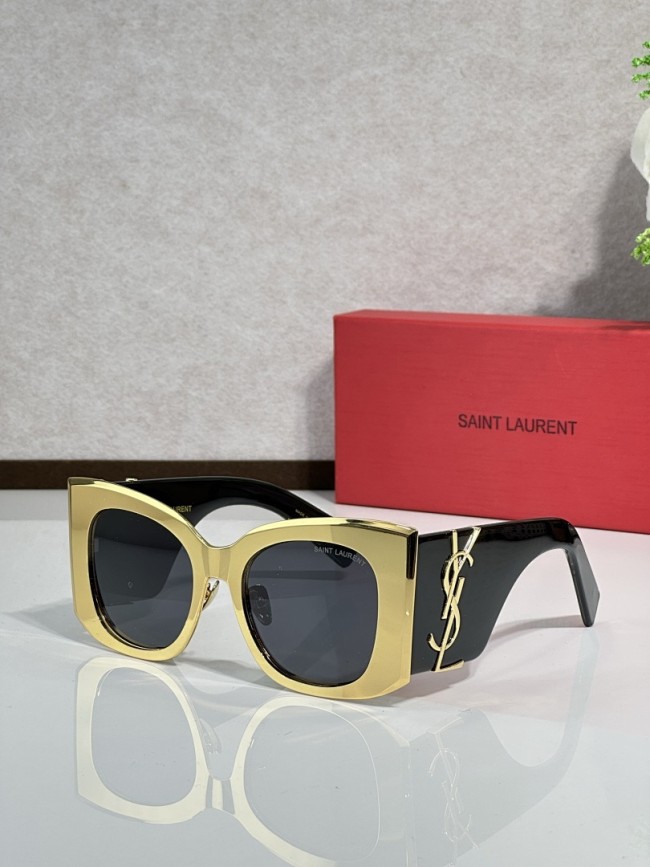 YL  Sunglasses AAAA-1686