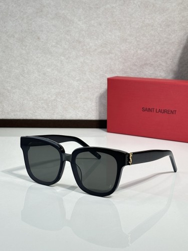 YL  Sunglasses AAAA-1620