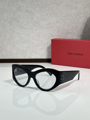 YL  Sunglasses AAAA-1592