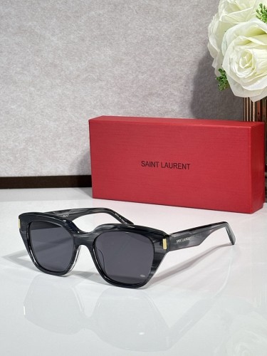 YL  Sunglasses AAAA-1747