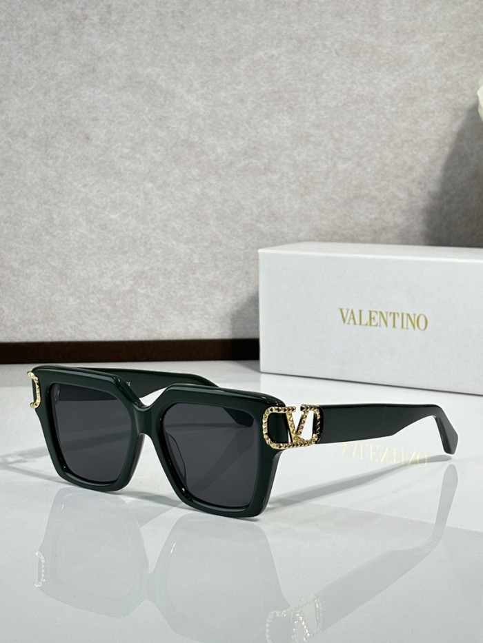 V Sunglasses AAAA-670