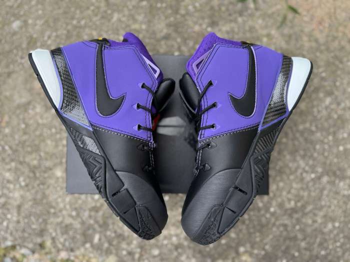 Nike Zoom Kobe 1 OG
