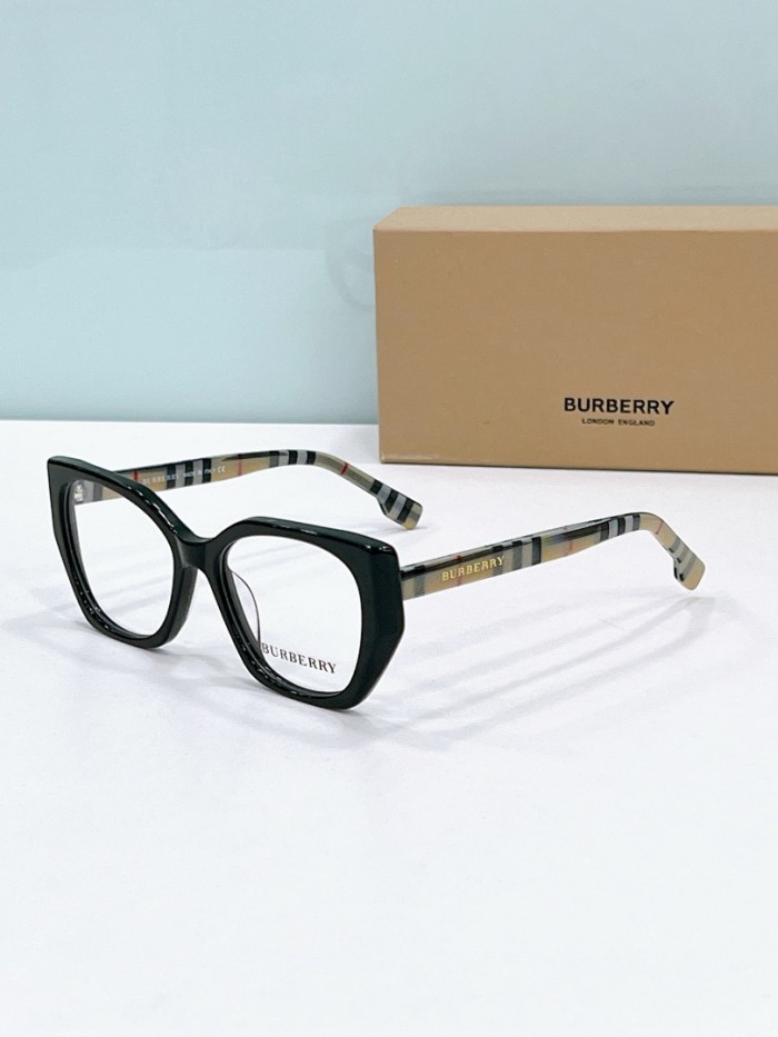 Burberry Sunglasses AAAA-3498
