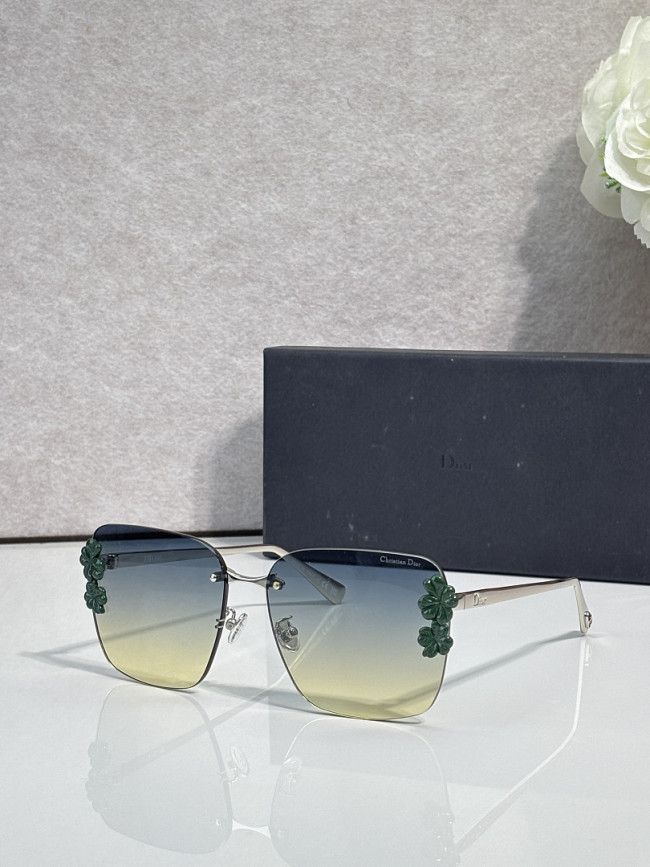Dior Sunglasses AAAA-4955