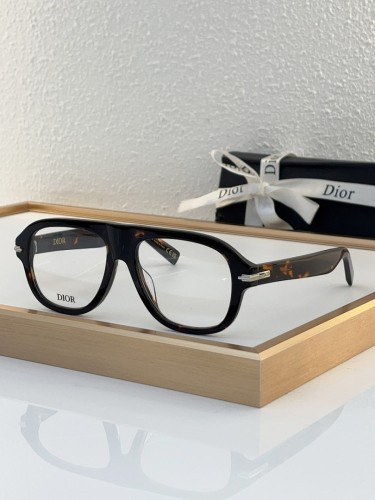 Dior Sunglasses AAAA-4736
