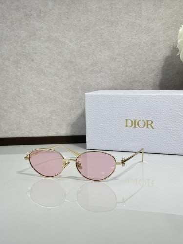 Dior Sunglasses AAAA-4723
