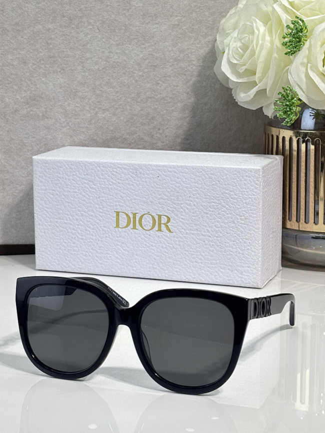 Dior Sunglasses AAAA-4826