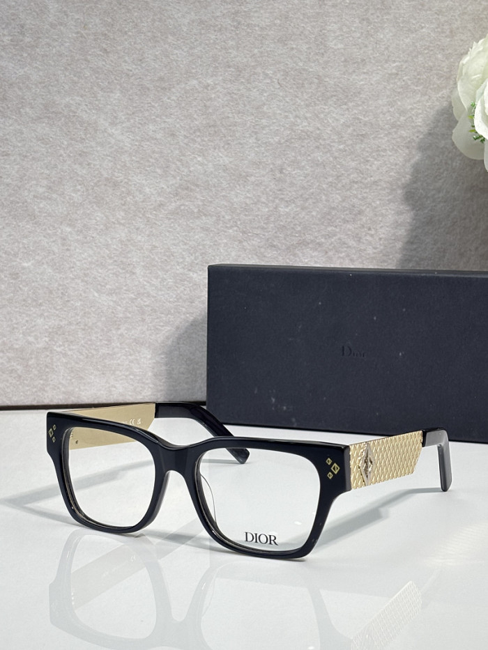 Dior Sunglasses AAAA-4921