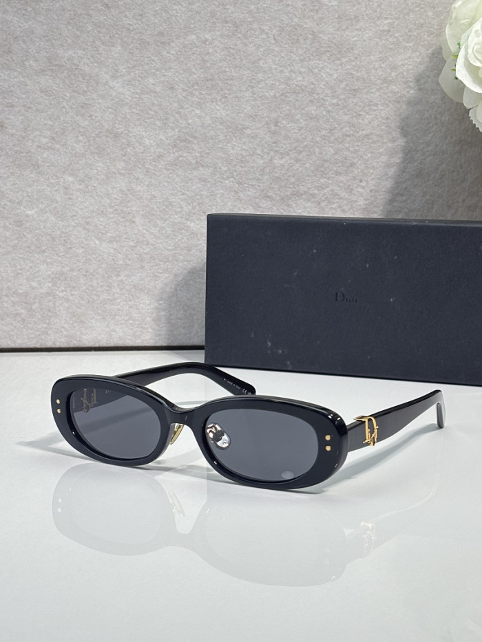 Dior Sunglasses AAAA-4976