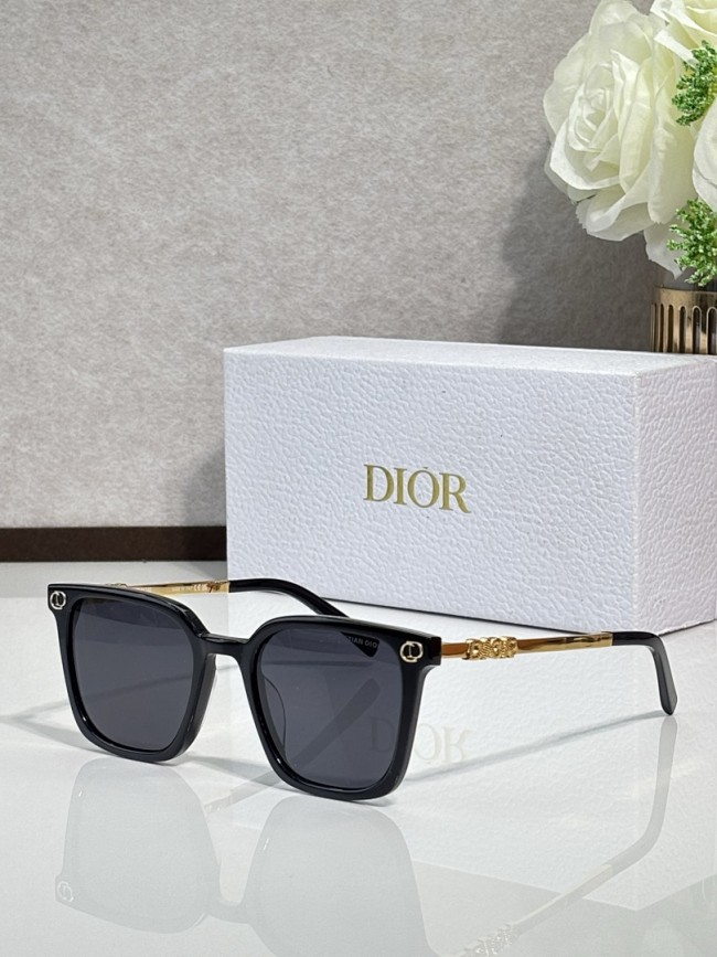 Dior Sunglasses AAAA-4762
