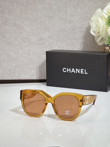 CHNL Sunglasses AAAA-7044