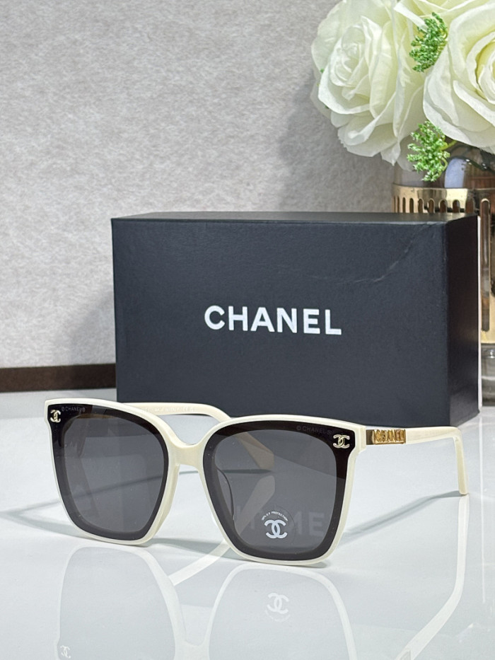 CHNL Sunglasses AAAA-7100