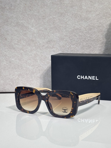 CHNL Sunglasses AAAA-7336