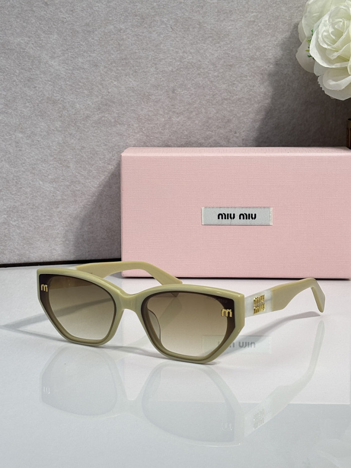 Miu Miu Sunglasses AAAA-3650