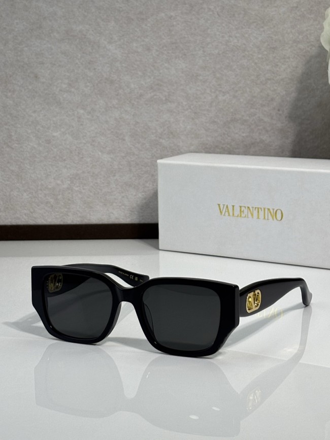 V Sunglasses AAAA-704