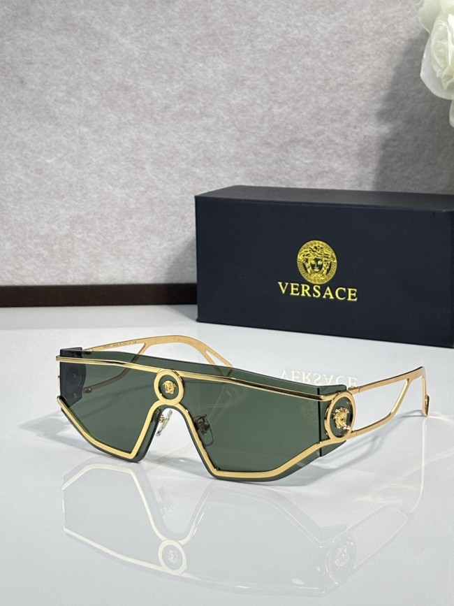 Versace Sunglasses AAAA-4713