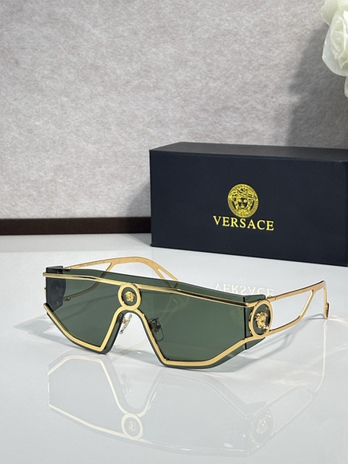 Versace Sunglasses AAAA-4713