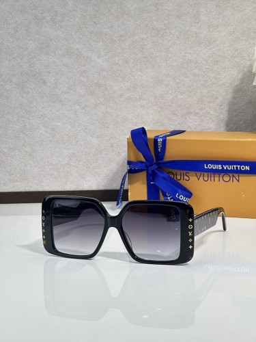 LV Sunglasses AAAA-7560