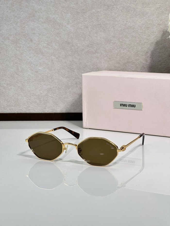 Miu Miu Sunglasses AAAA-3142