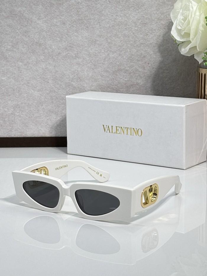 V Sunglasses AAAA-726
