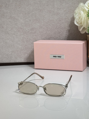 Miu Miu Sunglasses AAAA-3425