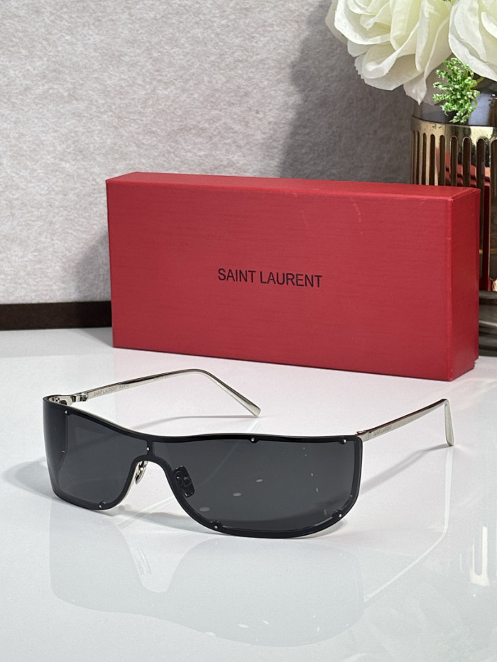 YL  Sunglasses AAAA-1821