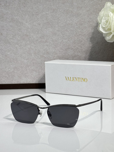 V Sunglasses AAAA-740