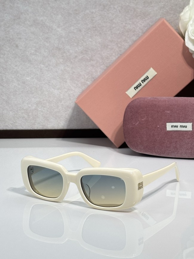 Miu Miu Sunglasses AAAA-3286