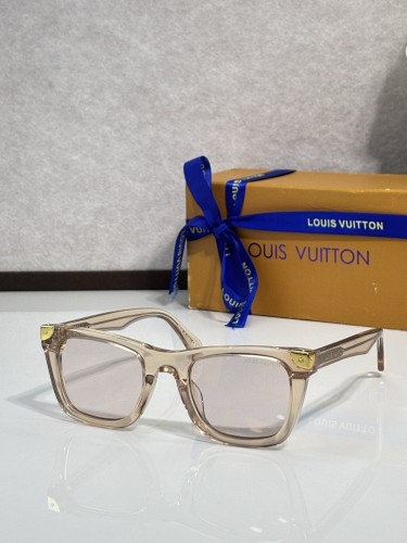 LV Sunglasses AAAA-7709